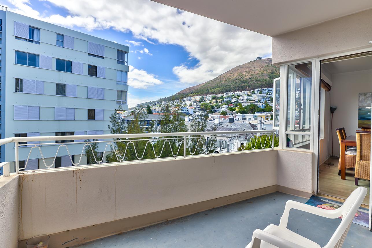 2 Bedroom Property for Sale in Three Anchor Bay Western Cape